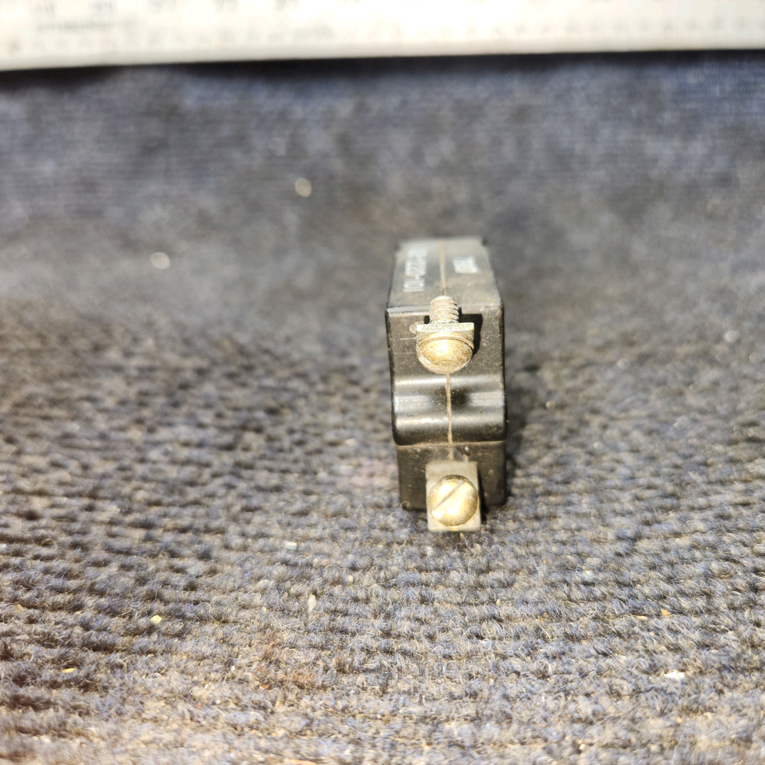 Used aircraft parts for sale, 112-220-101 AMF Wood Electric W31-X2M1G-20 Cessna 172F Toggle Switch (Amps: 20)