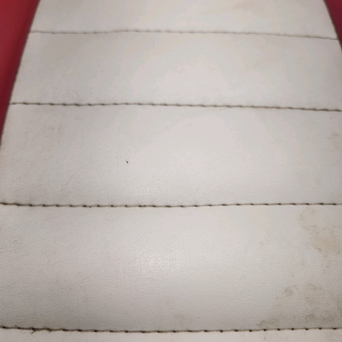 Used aircraft parts for sale, 0400118-66 cessna 150G Seat – RH (Co-Pilot)