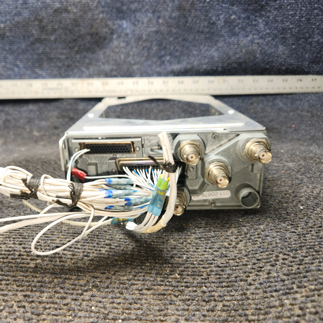 Used aircraft parts for sale, 011-00280-10 Garmin GNS 430 cessna 172k Non-WAAS GPS/COM/NAV Unit with Tray and Connectors