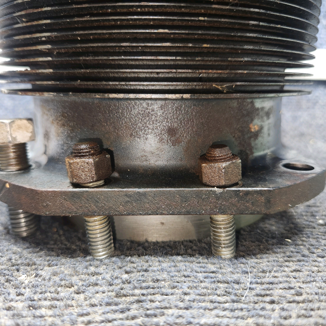 Used aircraft parts for sale, LW-12416 Lycoming Piper PA-28-140 Cylinder