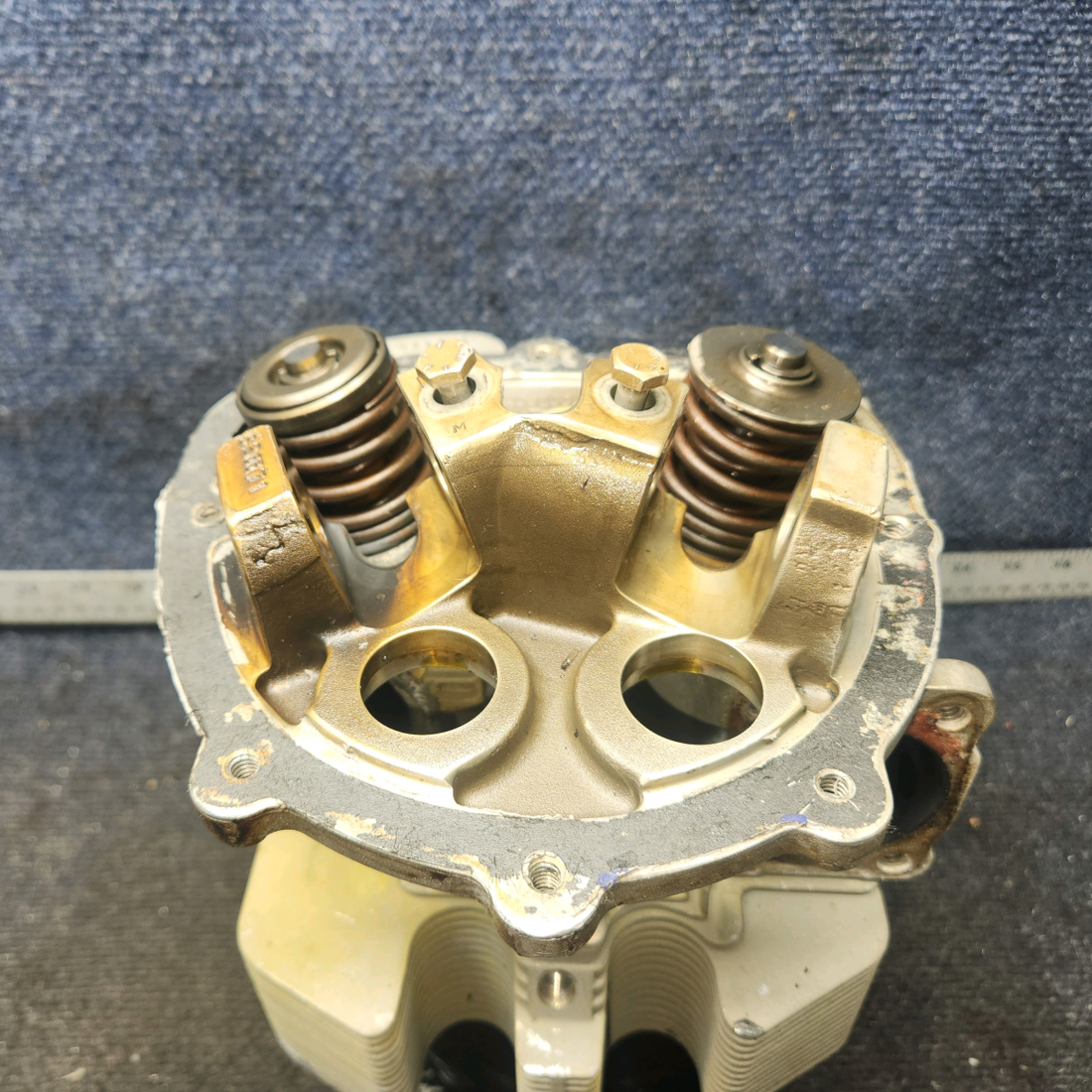 Used aircraft parts for sale, SA47000S-A1 Superior O-470 Cessna 182G Engine Cylinder