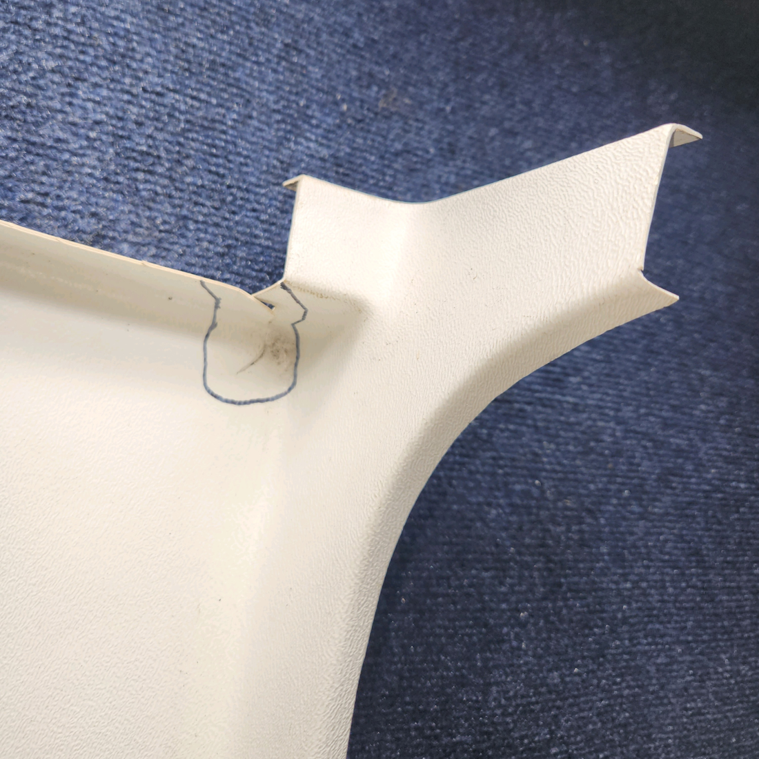 Used aircraft parts for sale, 0500210-97 cessna 172N Baggage Compartment Panel - RH