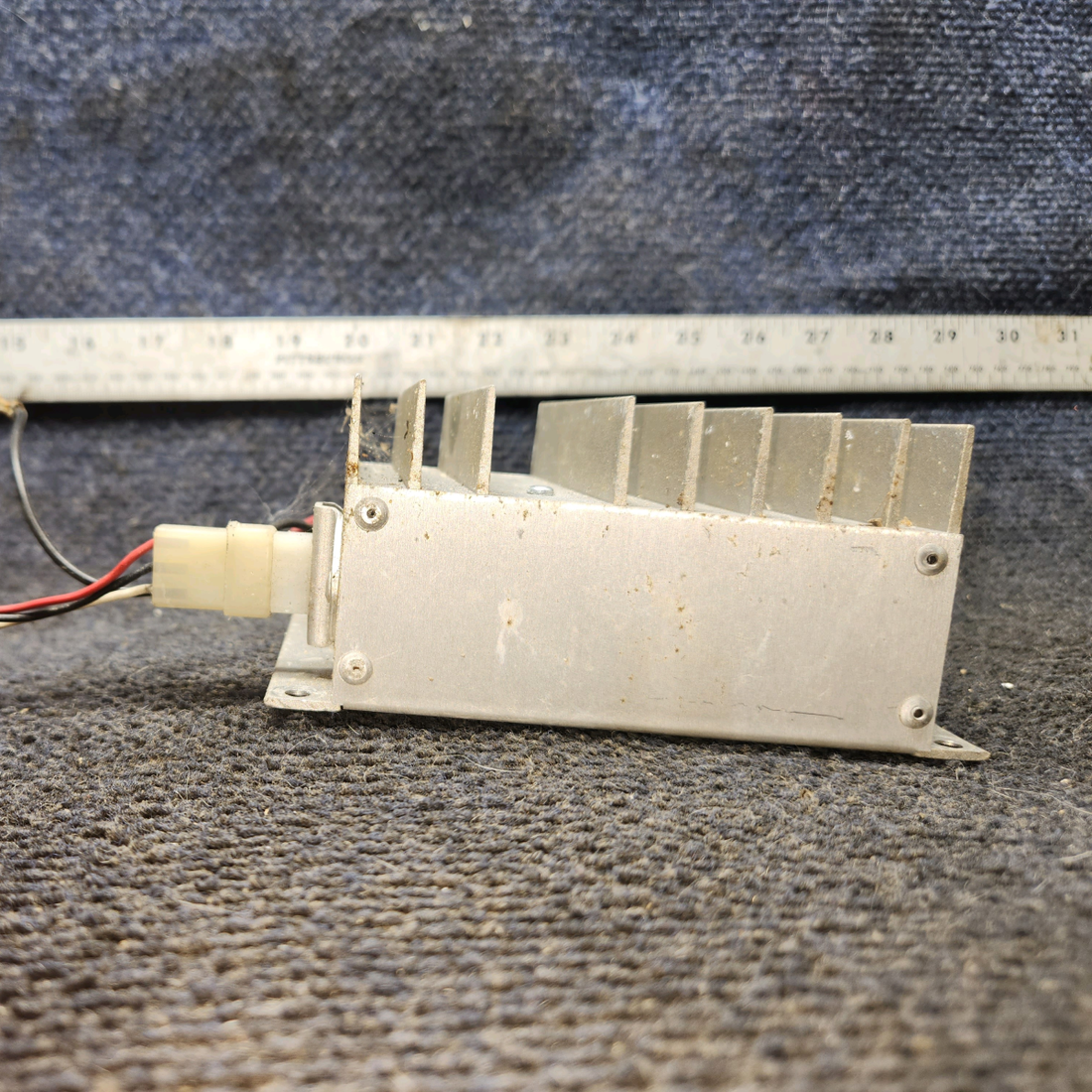 Used aircraft parts for sale, 152-0007 Aeroflash cessna 172N Signal Power Supply (Volts: 12-14)