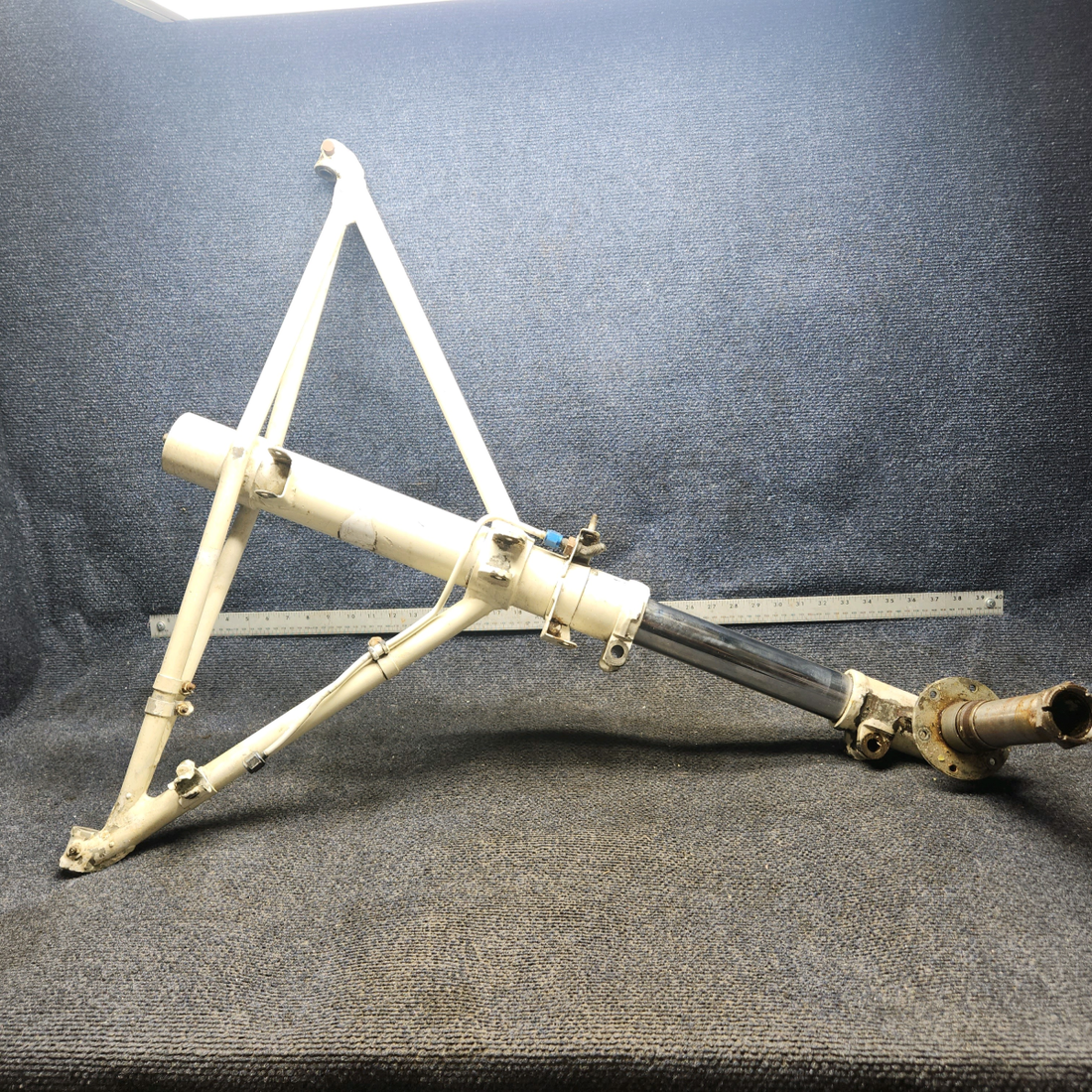 Used aircraft parts for sale, 45-815201-603 Beechcraft F35 Landing Gear Shock Absorber Assy - RH