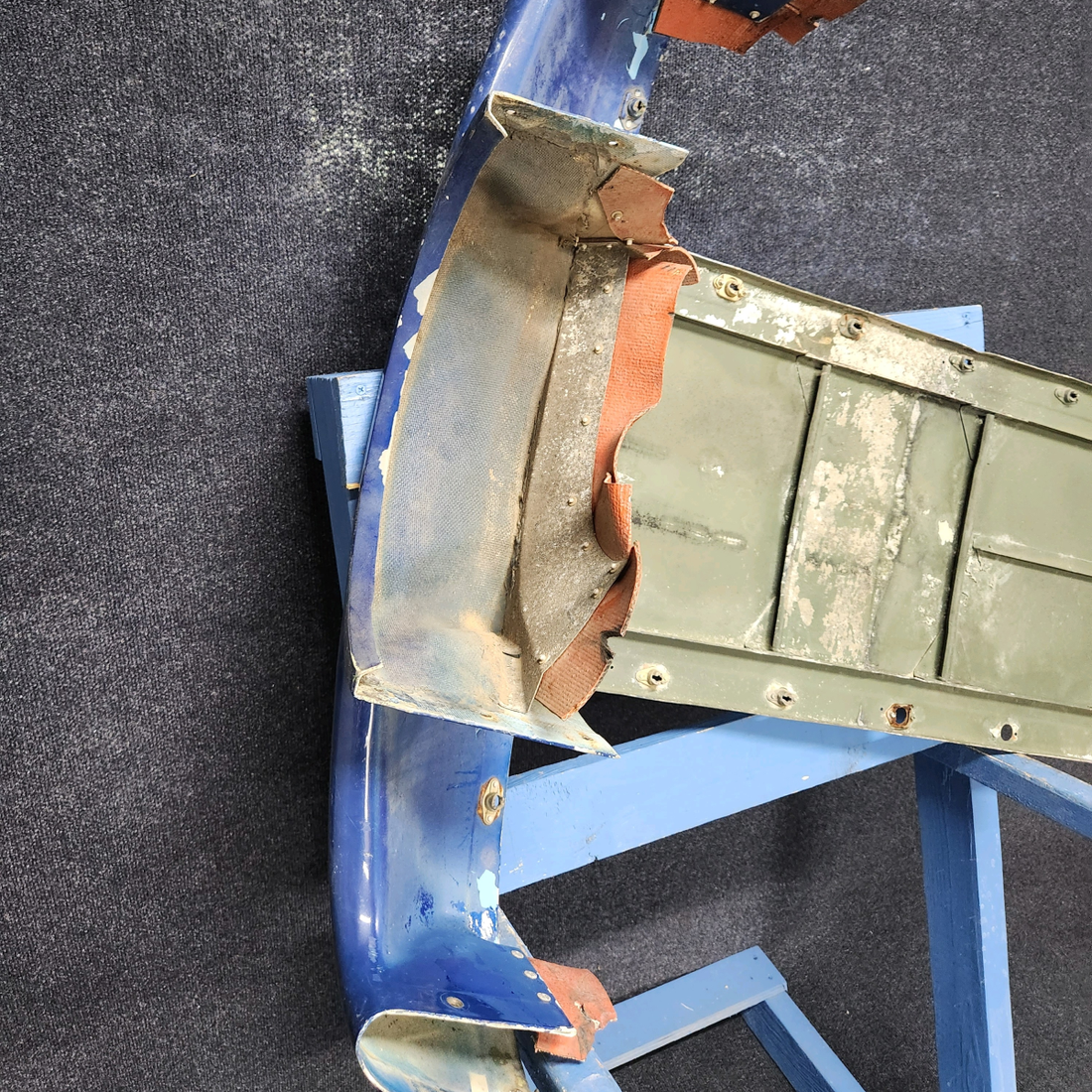 Used aircraft parts for sale, 2452004-1 / 2452000-3 CESSNA C172RG NOSE CAP & UPPER CENTER COWLING ASSEMBLY