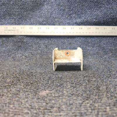 Used aircraft parts for sale, 35-135025-32 BEECHCRAFT 95-55B Outboard Aileron Hinge/Bracket Assembly  - RH