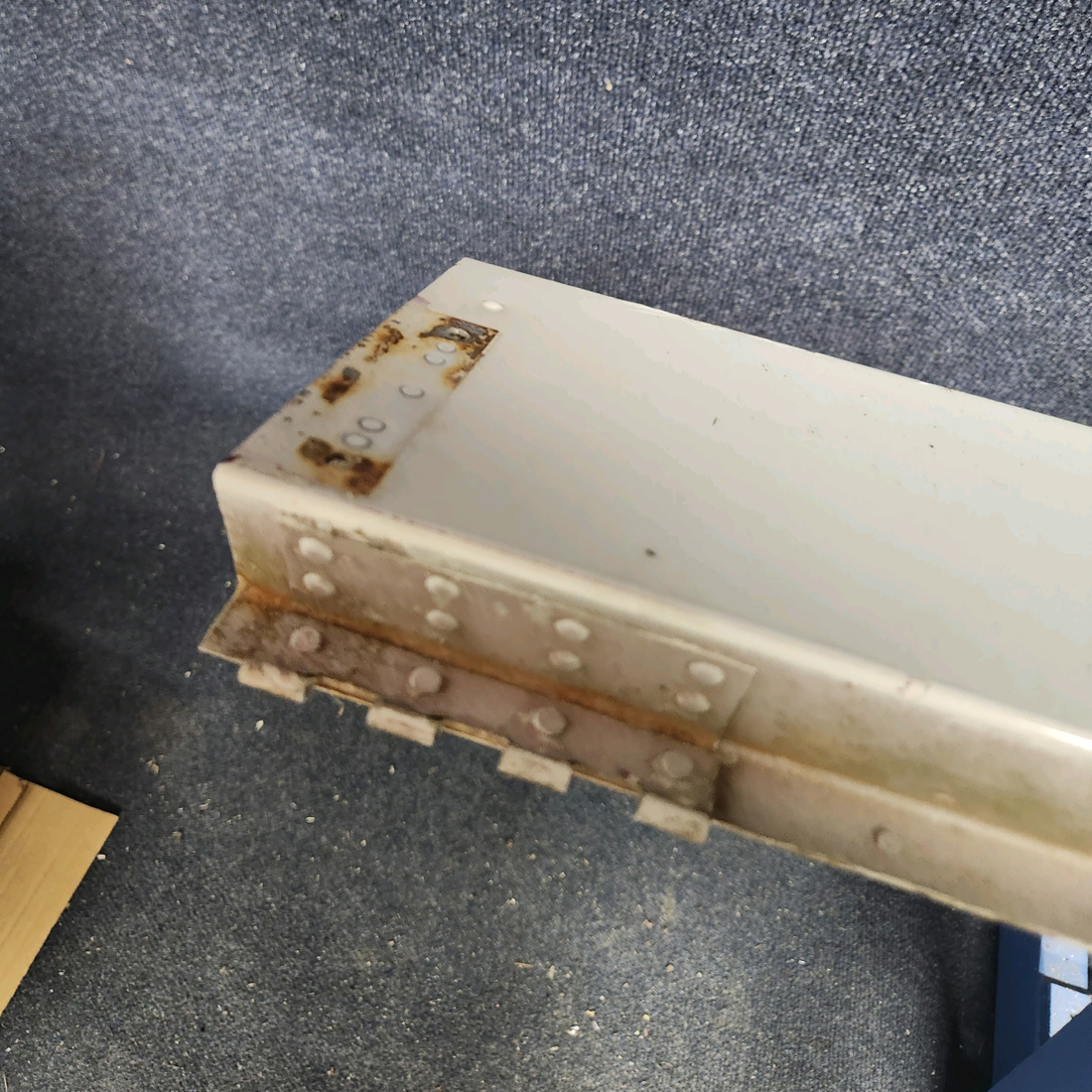 Used aircraft parts for sale, 63585-001 Piper PA-28-140 Stabilator Trim – RH
