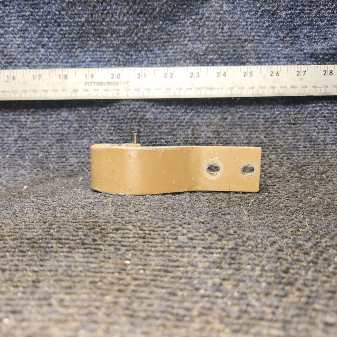 Used aircraft parts for sale, 0711102 Cessna 172E Baggage Door Hinge Assembly