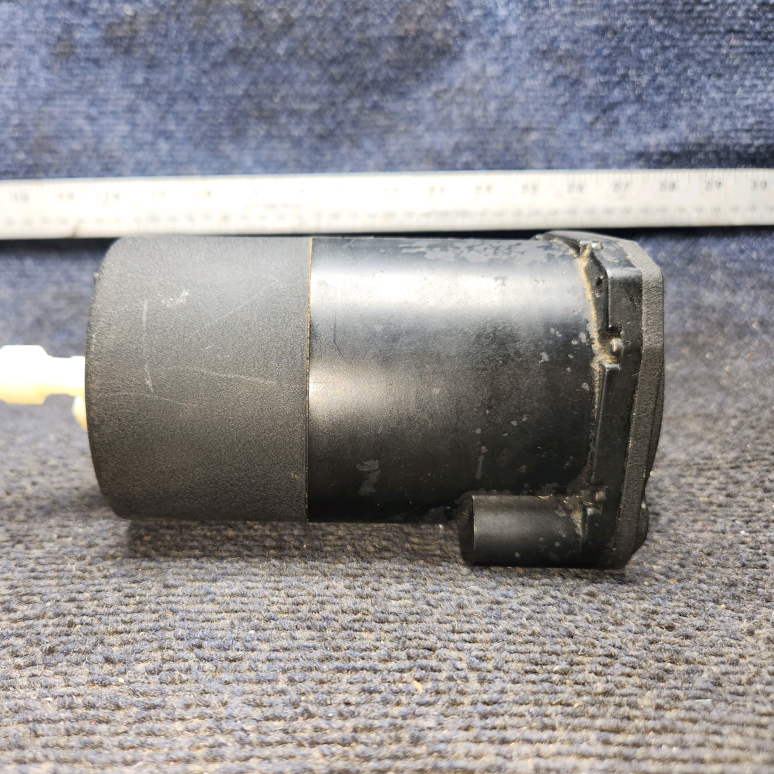 Used aircraft parts for sale, 1648-6U-A6-1 Bendix Beechcraft 35-33 Vertical Speed Indicator