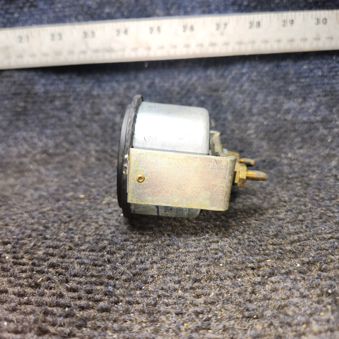 Used aircraft parts for sale, 95-380018 Beechcraft Beechcraft 95-B55 Fuel Quantity Indicator