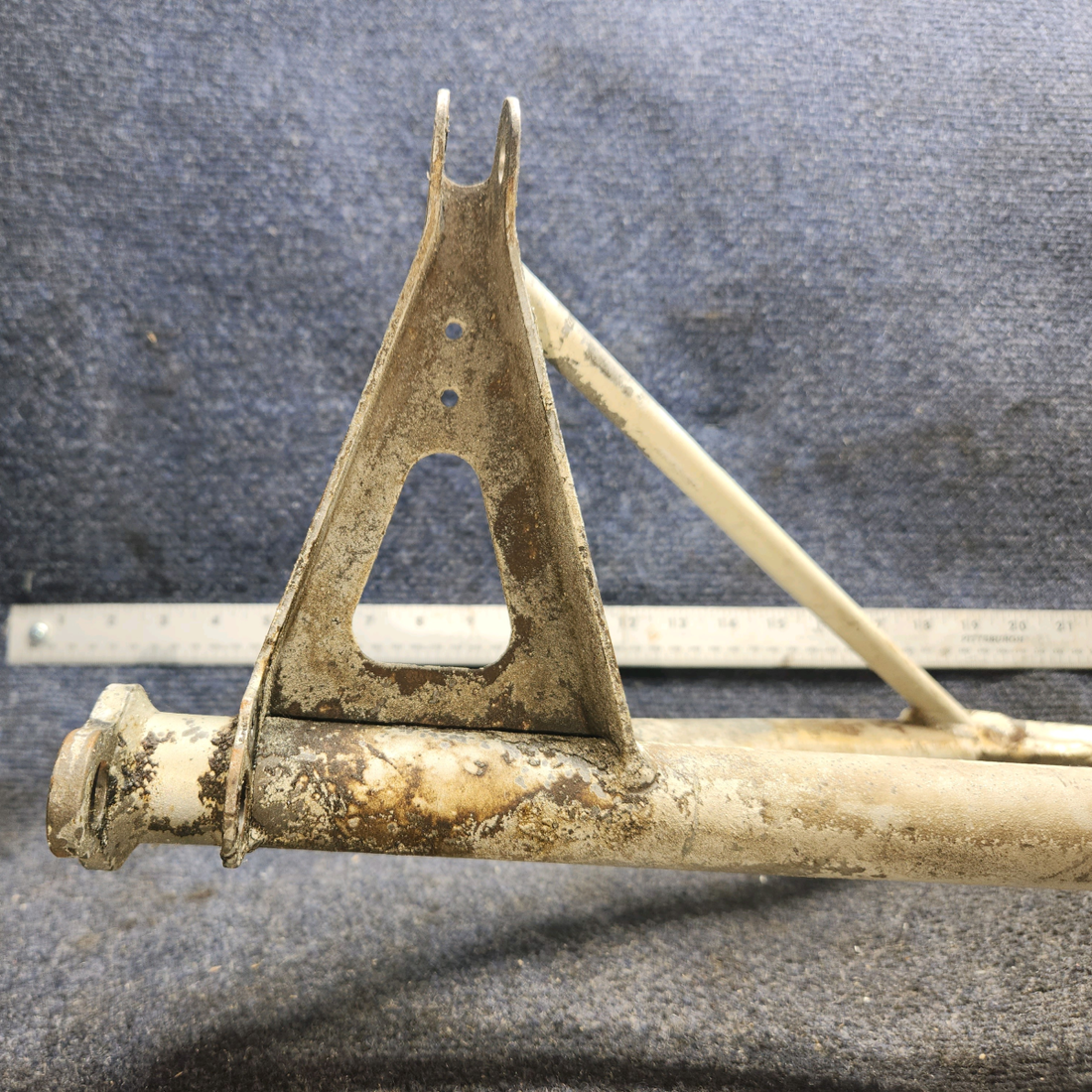 Used aircraft parts for sale, 35-815102-1 Beechcraft F35 Main Gear Brace Assy - RH