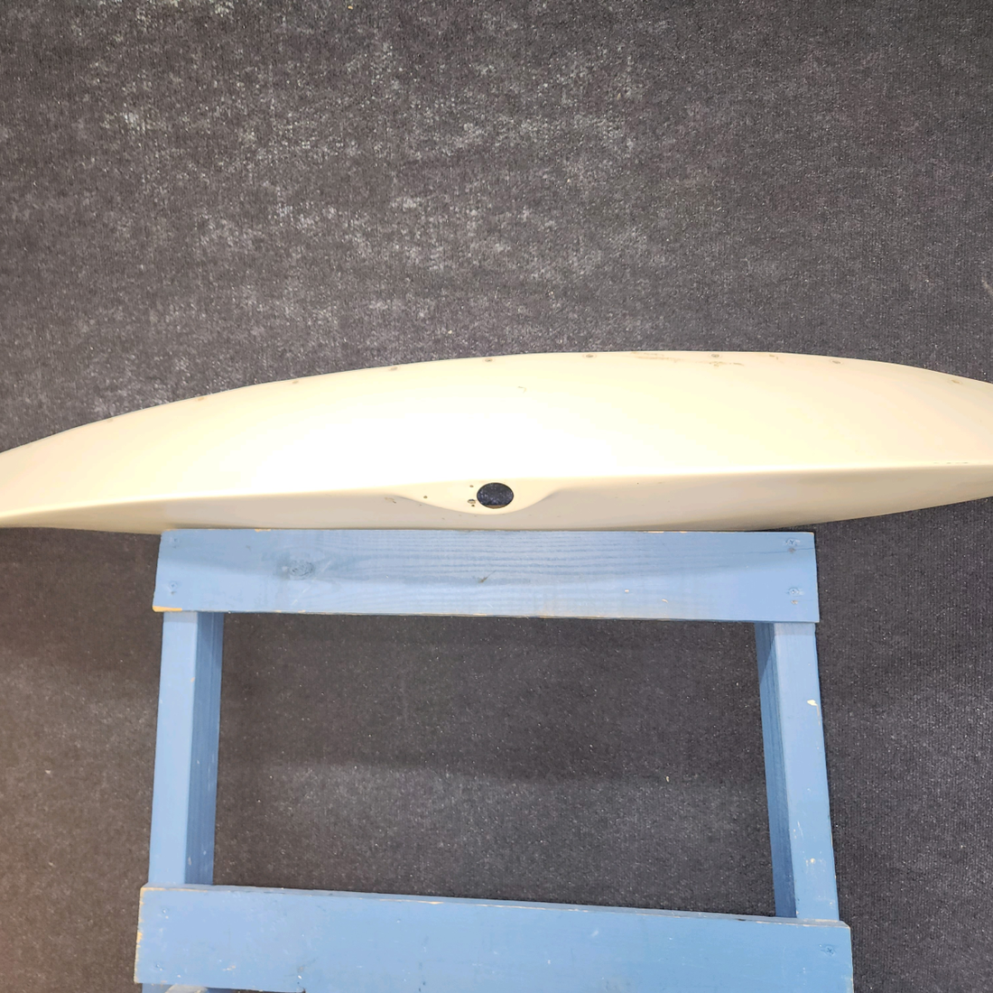 Used aircraft parts for sale, SA880CE Piper PA28-140 Hoerner Style FiberglassWing Tip Assy RH