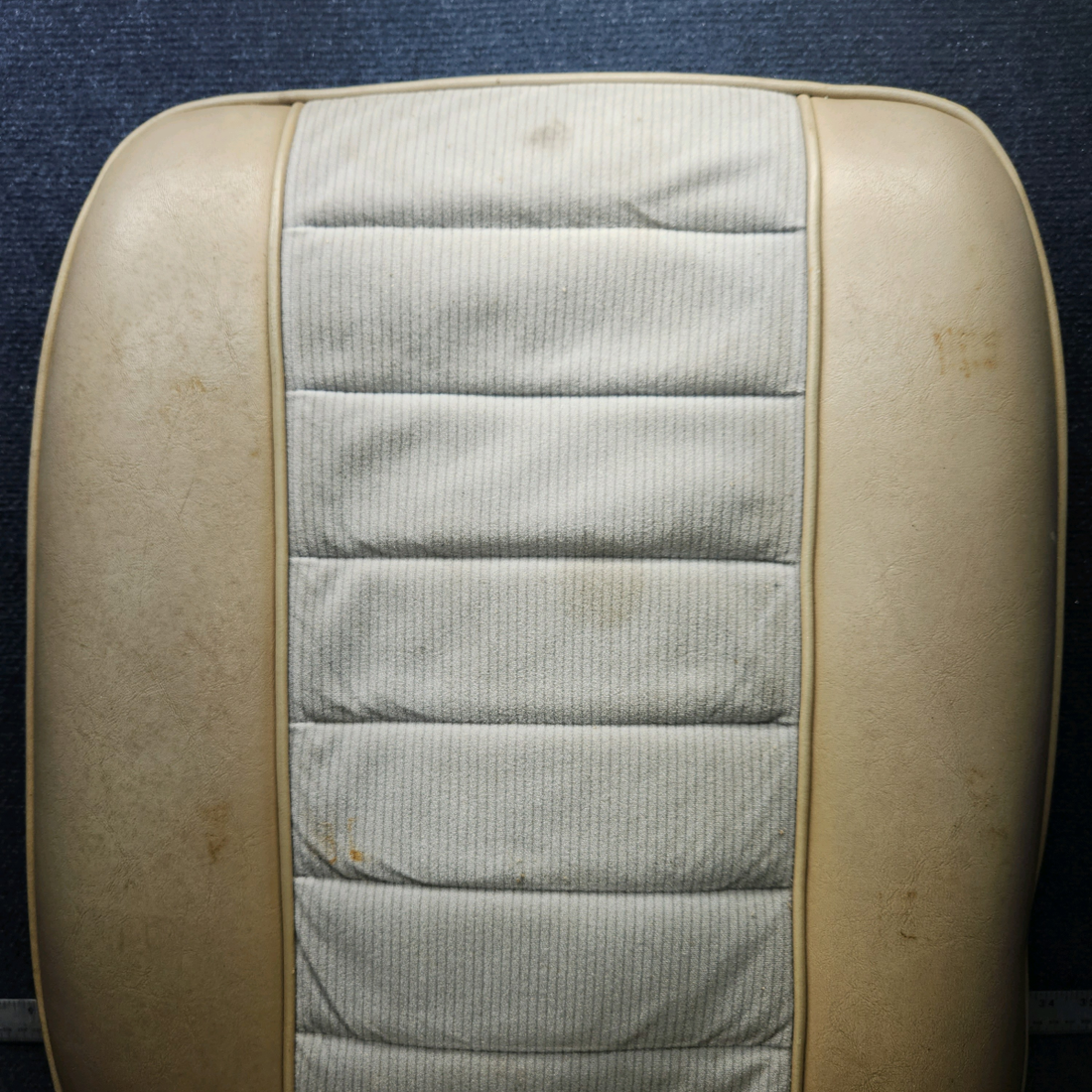 Used aircraft parts for sale, 0400118-90 Cessna C-150J Co-pilot Right Seat Assy