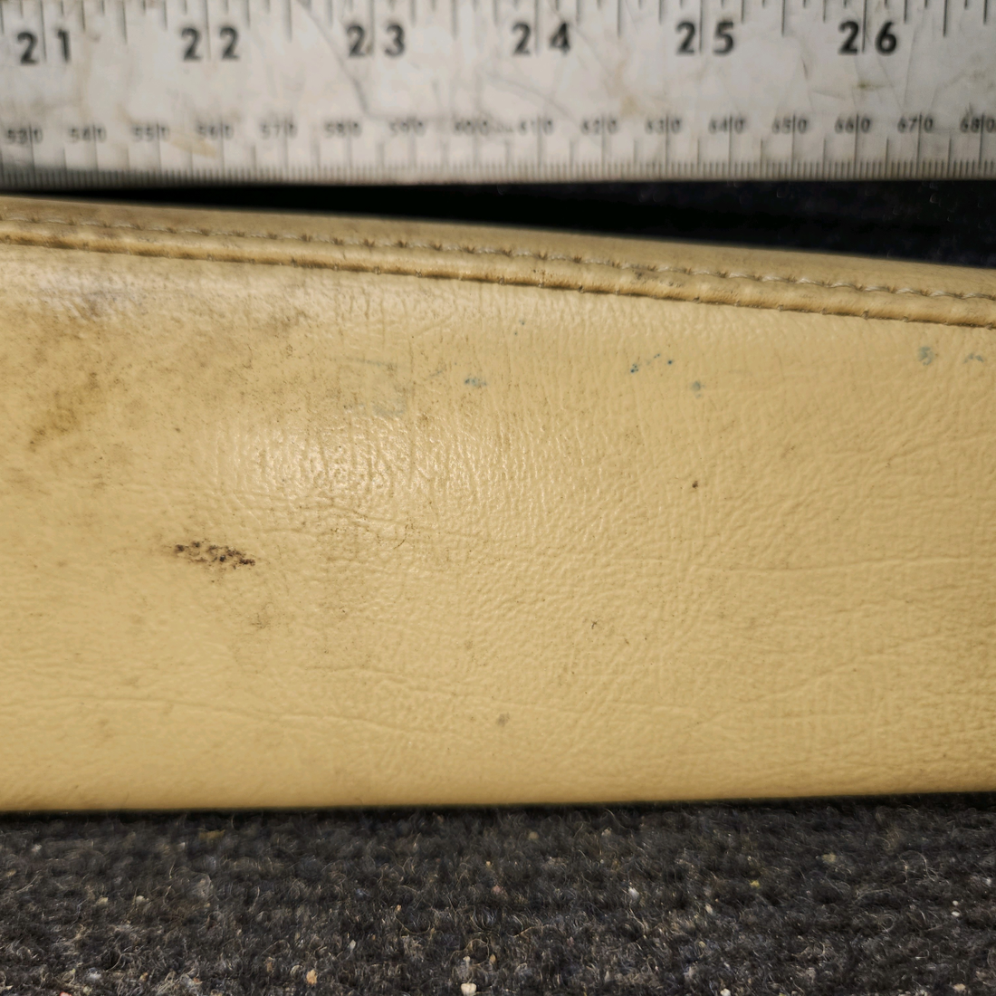 Used aircraft parts for sale, 0500104-53 Cessna 172 Arm Rest RH