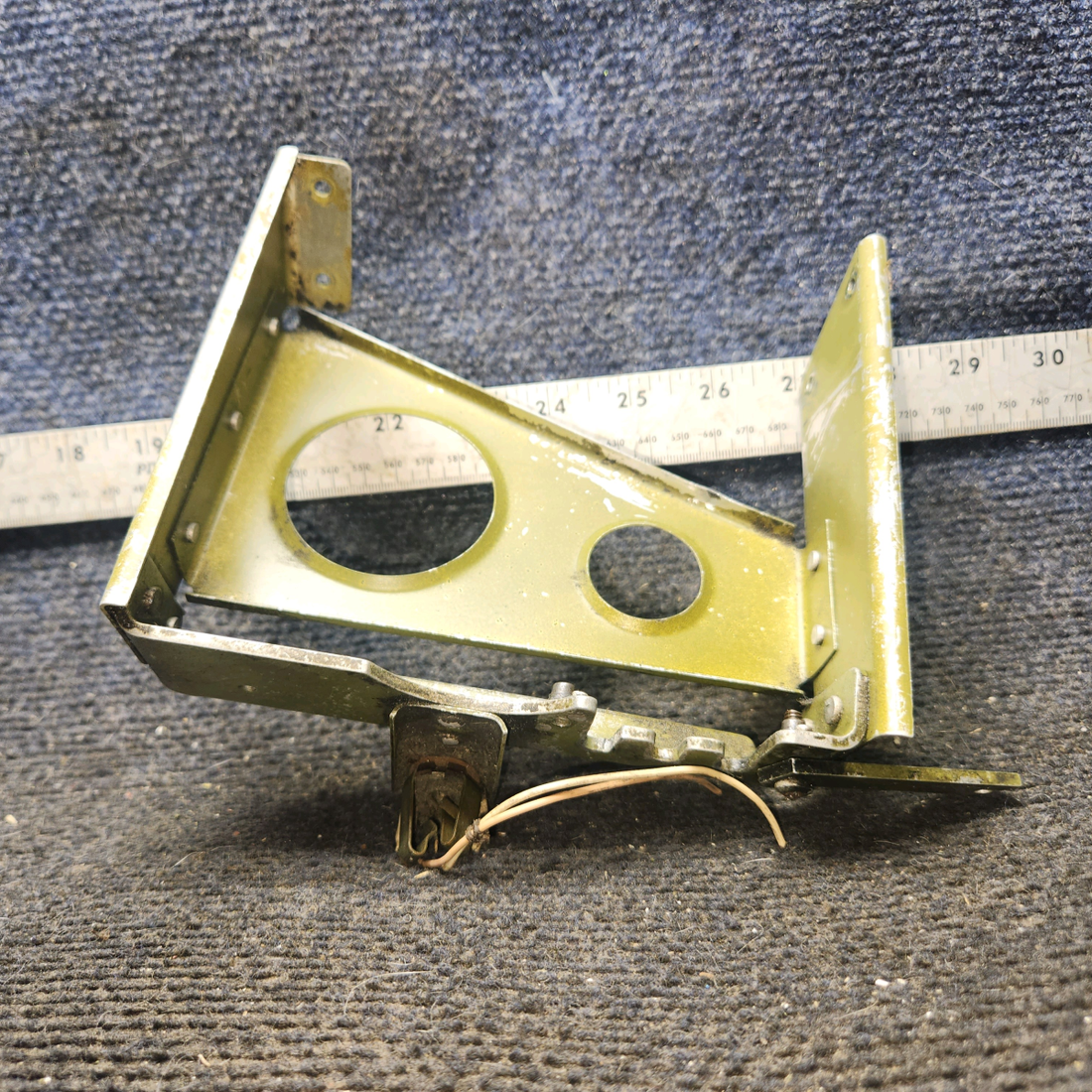 Used aircraft parts for sale, 67206-002 piper PA-28-181 Engine Control Support Assembly