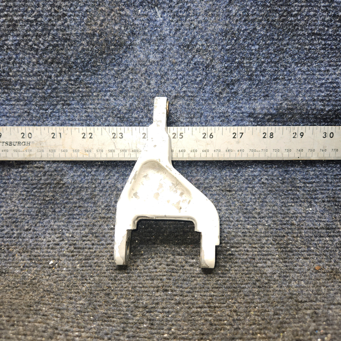 Used aircraft parts for sale, 20735-005 Piper PA32RT-300 Nose Gear Torque Link