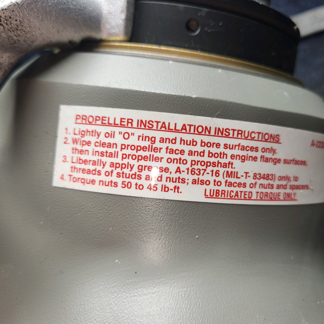 Used aircraft parts for sale, 3AF32C504-C McCauley BEECHCRAFT 95-55B Propeller Hub – Prop Strike, for Parts Only