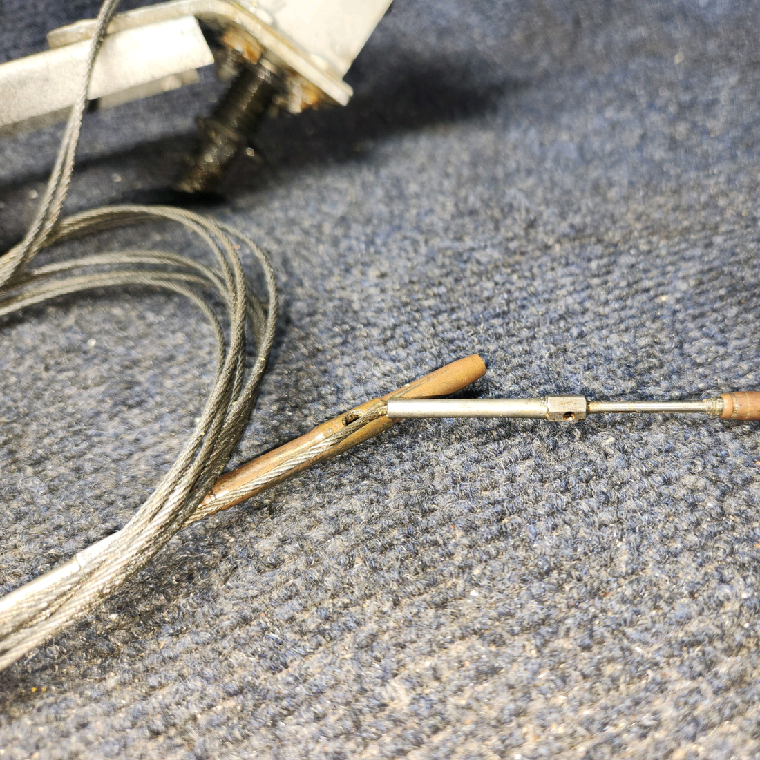 Used aircraft parts for sale, 65244-000, 65245-000, 65246-000 Piper PA28-161 Stabilator Trim Control and Shaft