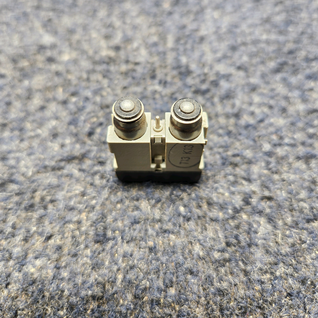 Used aircraft parts for sale, 726-7106-024 Piper  [part_model] Texas Several KORRY NOSE BAGGAGE DOOR ANNUNCIATOR SWITCH