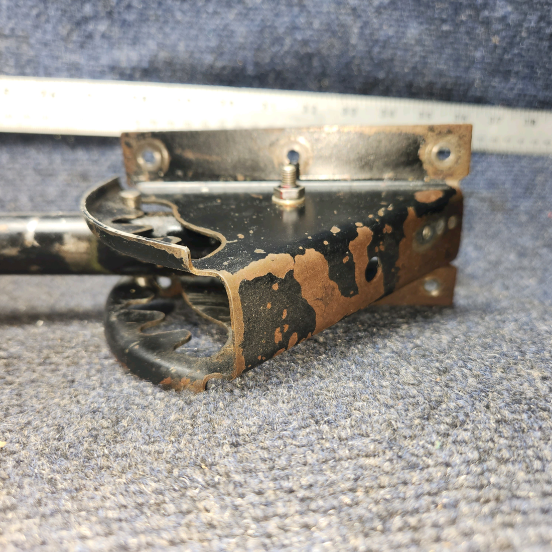 Used aircraft parts for sale, 62706-009 Piper PA28-161 Flap Control Lever Assy