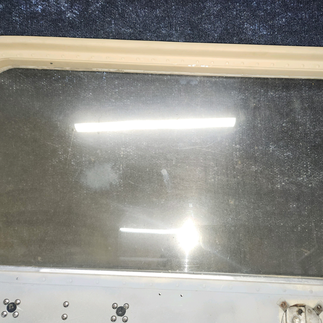 Used aircraft parts for sale, 0511460-2 Cessna 172 Cabin Door -  RH