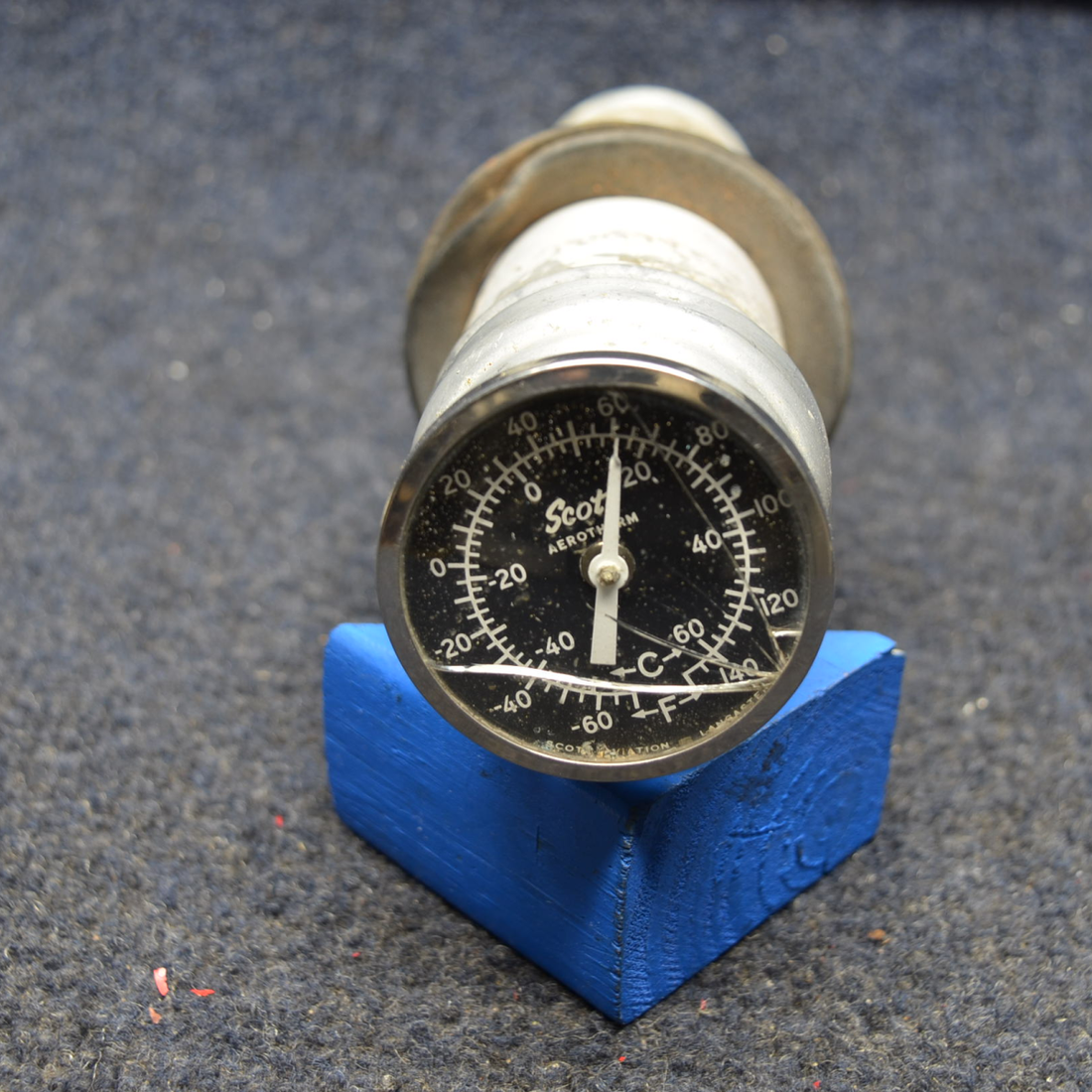 Used aircraft parts for sale, 0411078-2 Cessna C175 OUTSIDE TEMP INDICATOR W/ VENT TUBE "GLASS BROKE"