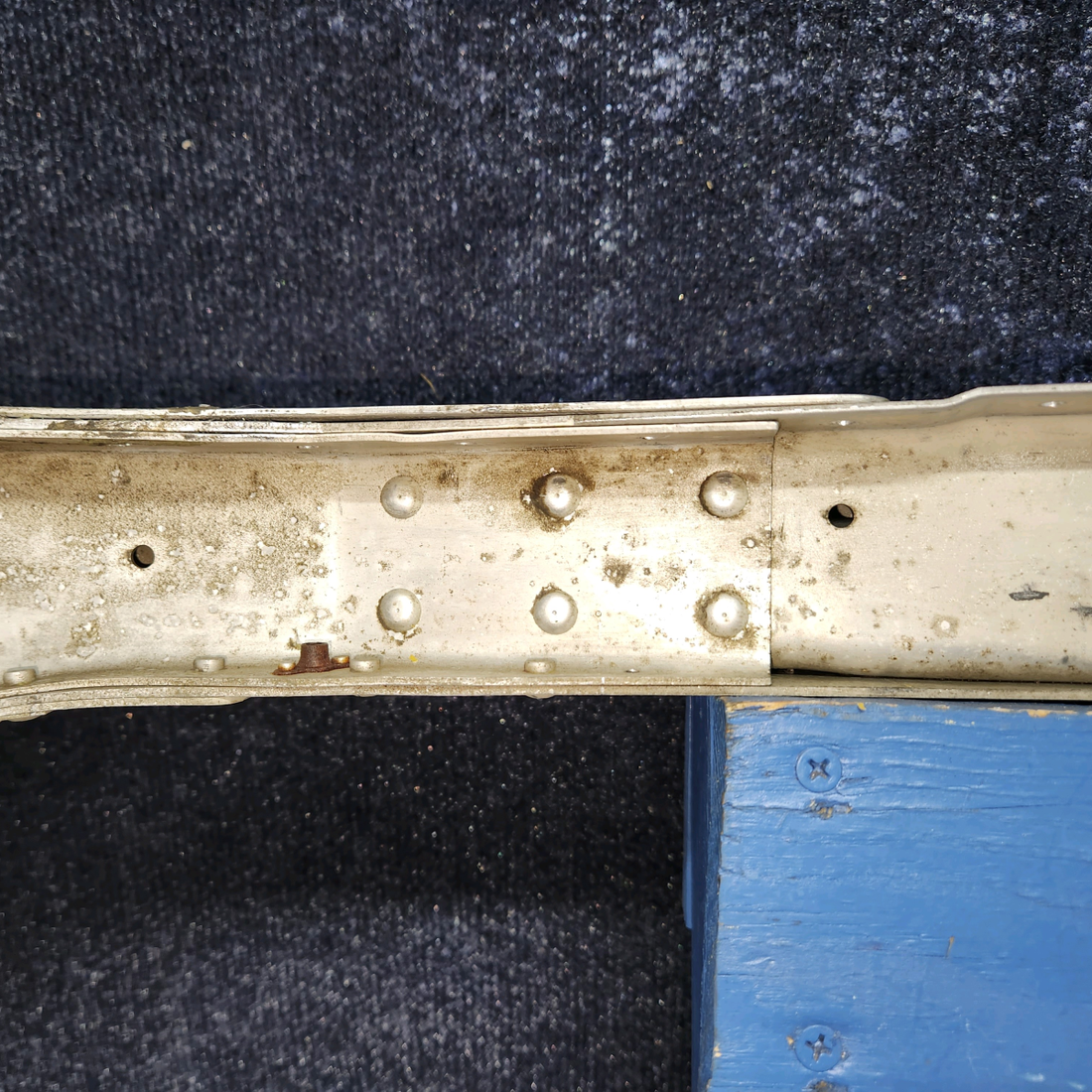 Used aircraft parts for sale, 0513007-5 Cessna 172E Front Doorpost Bulkhead Assembly LH
