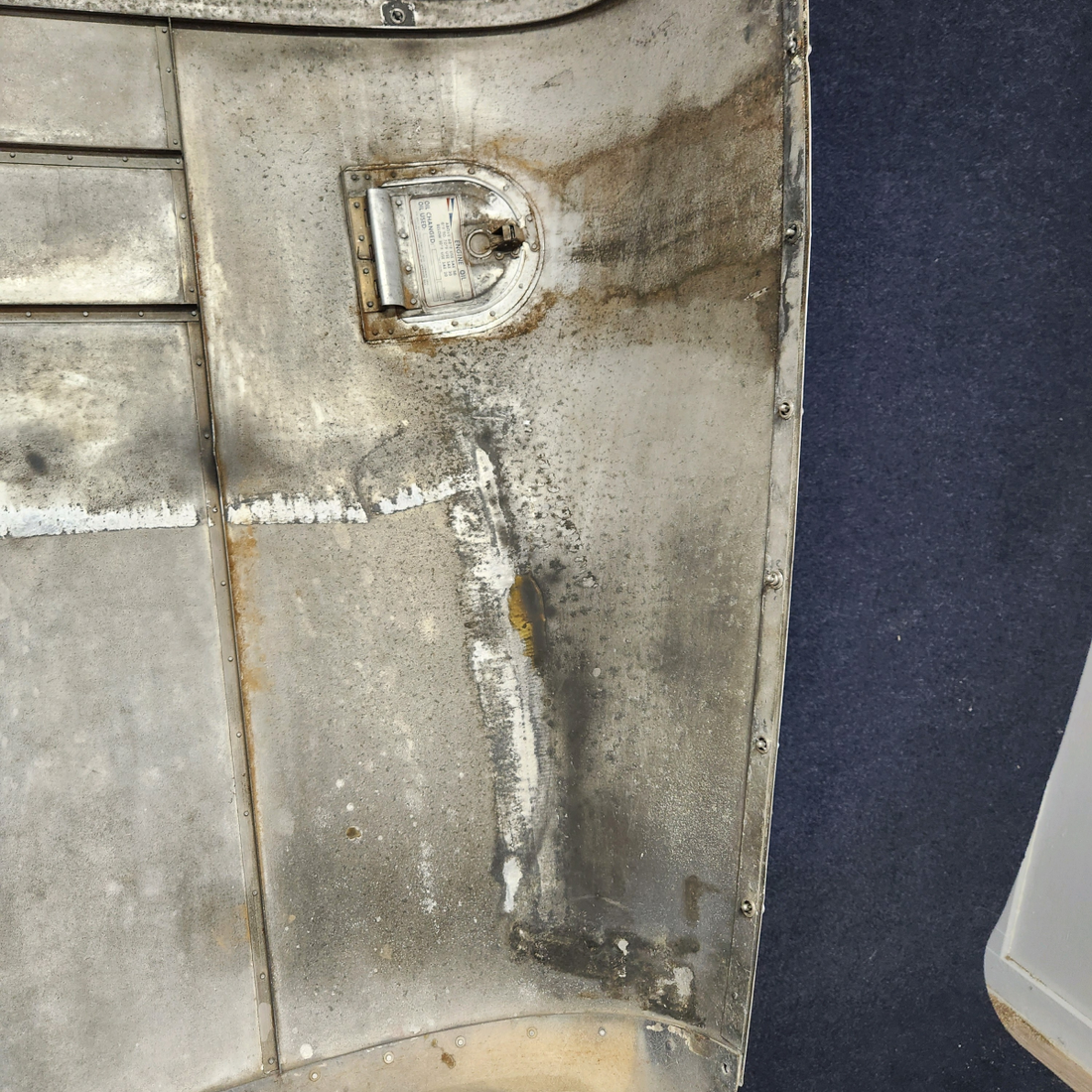 Used aircraft parts for sale, 0552112-200 CESSNA 172K UPPER COWLING (TOP)