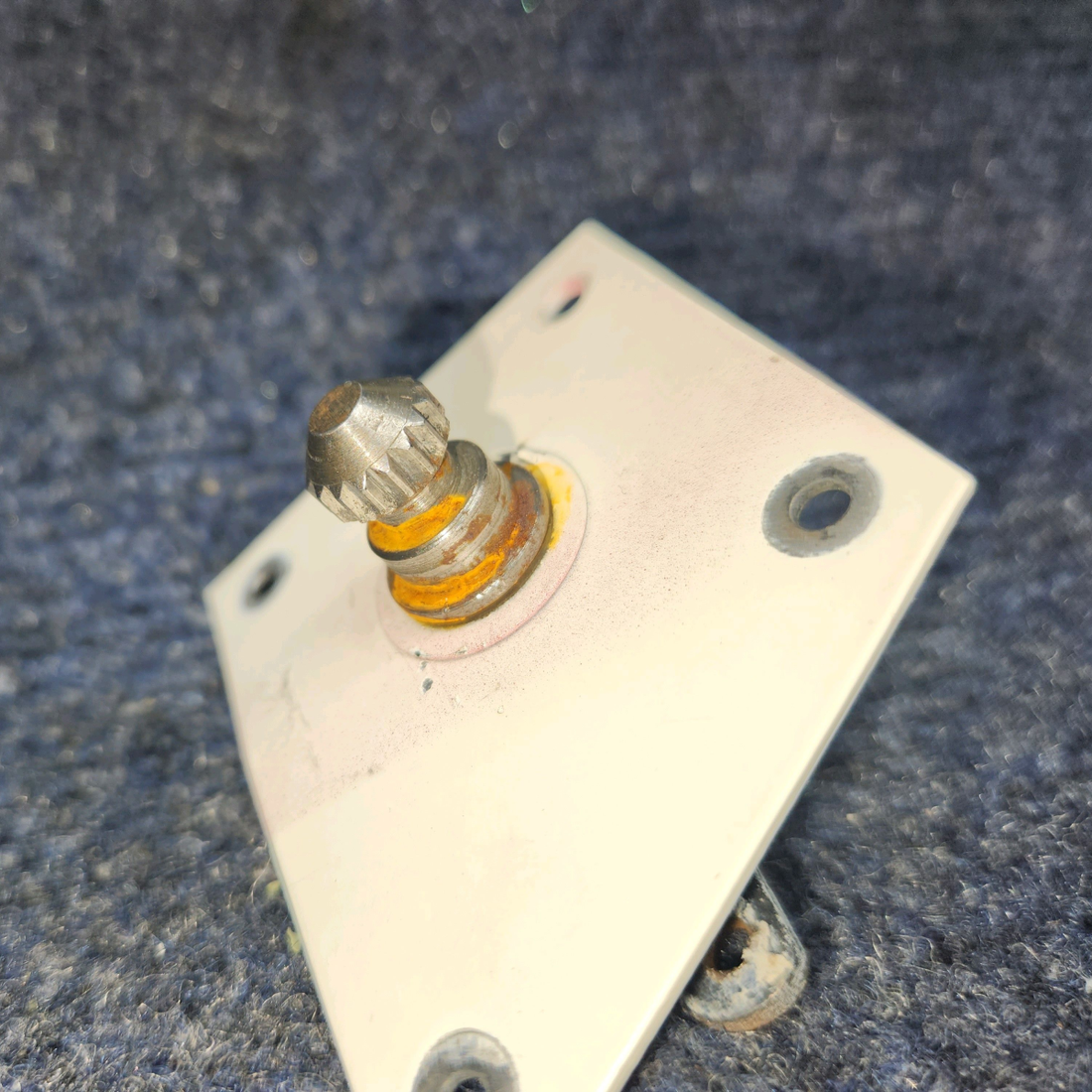 Used aircraft parts for sale, 65567-000 , 20743-000 , 20747-000 PIPER PA-24-250 Cabin Door Latch Plate Assembly