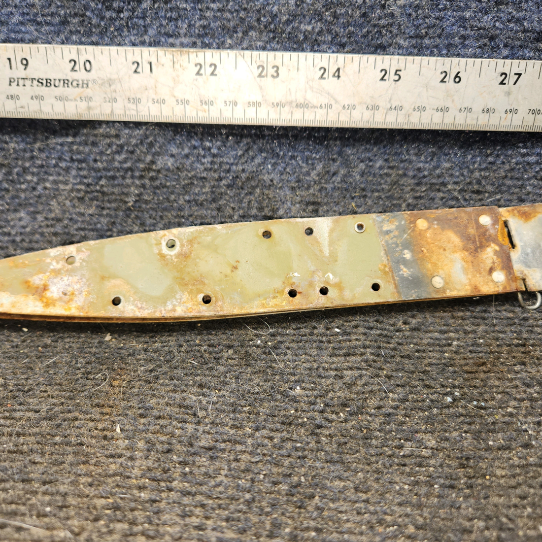 Used aircraft parts for sale, 0511238-1 cessna 172N Hinge Half Assembly