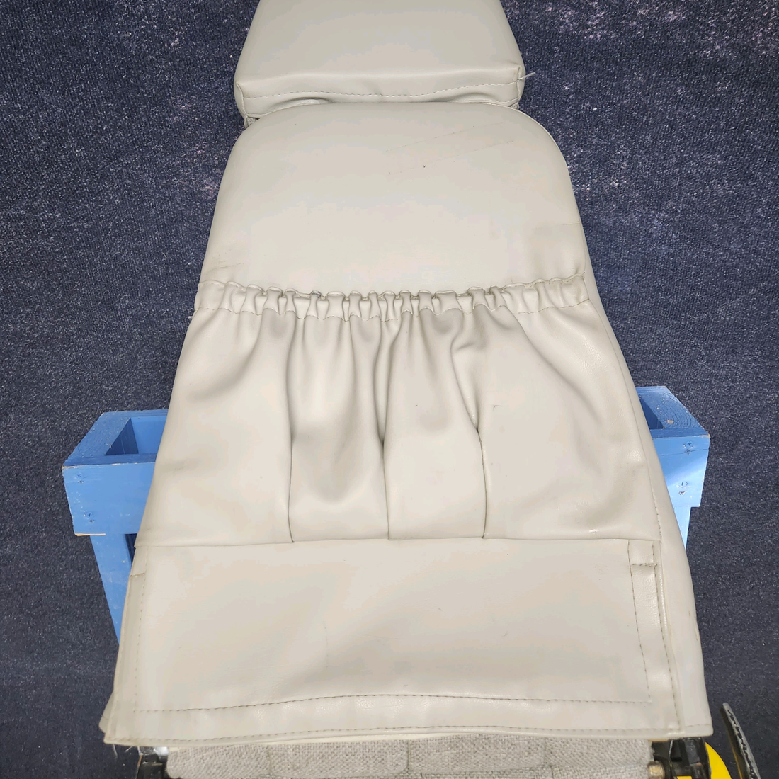 Used aircraft parts for sale, 89026-002 PIPER PA28-161 Warrior III SEAT ASSY LH-PILOT   MECHANICAL GOOD CONDITIONS