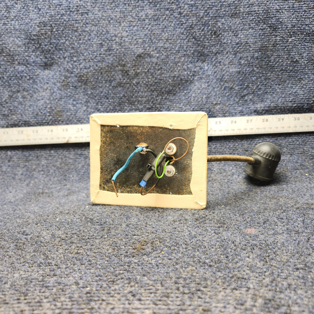 Used aircraft parts for sale, MAP LIGHT PIPER PA28-161 Reading Map Overhead Light| 12 VOLTS