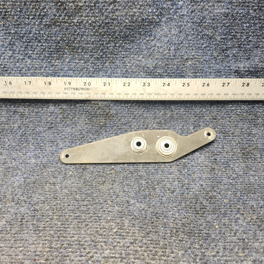 Used aircraft parts for sale, 2460016-1 Cessna 172RG Elevator Bellcrank FWD Assembly