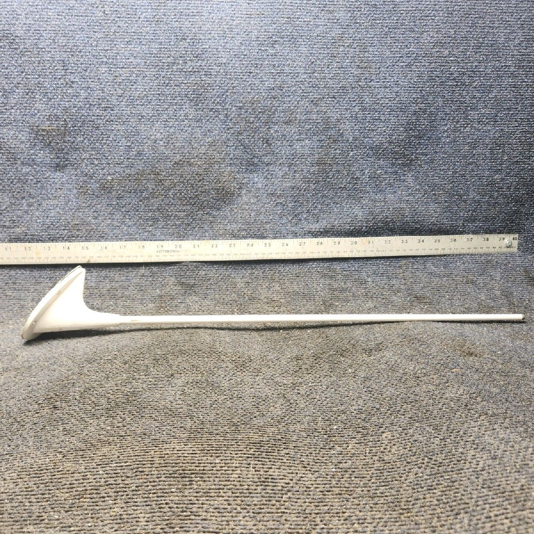 Used aircraft parts for sale, AV-10 RA Miller piper PA-28-181 VHF Communication Antenna
