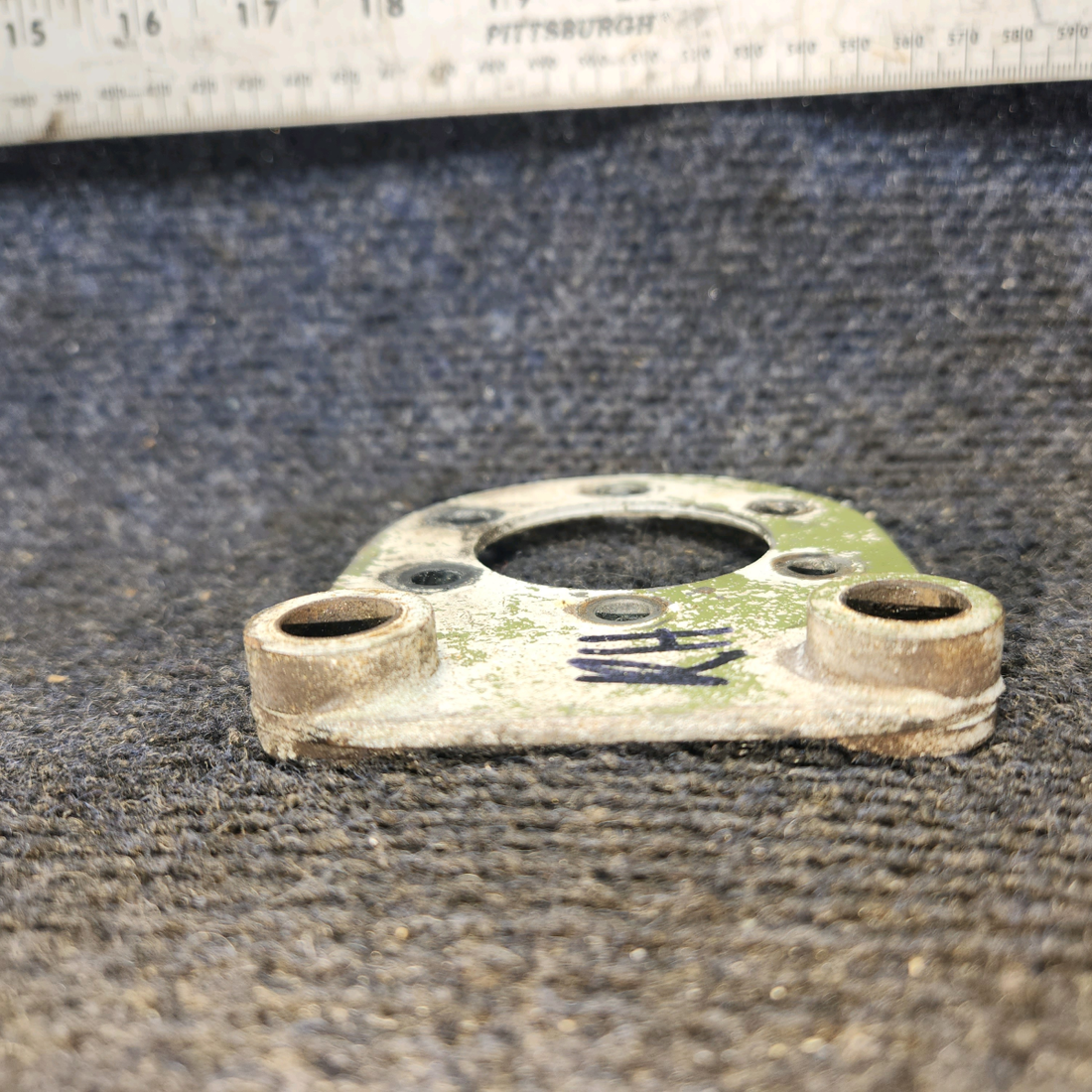 Used aircraft parts for sale, 756-818 Piper PA28-140 Torque Plate Assembly