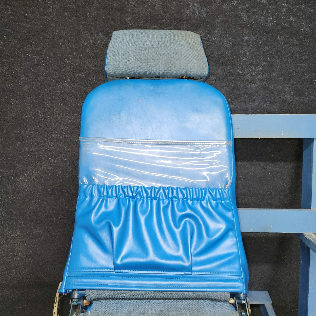 Used aircraft parts for sale, 79337-022 piper PA-28-181 Front Co-Pilot Seat Assembly – RH
