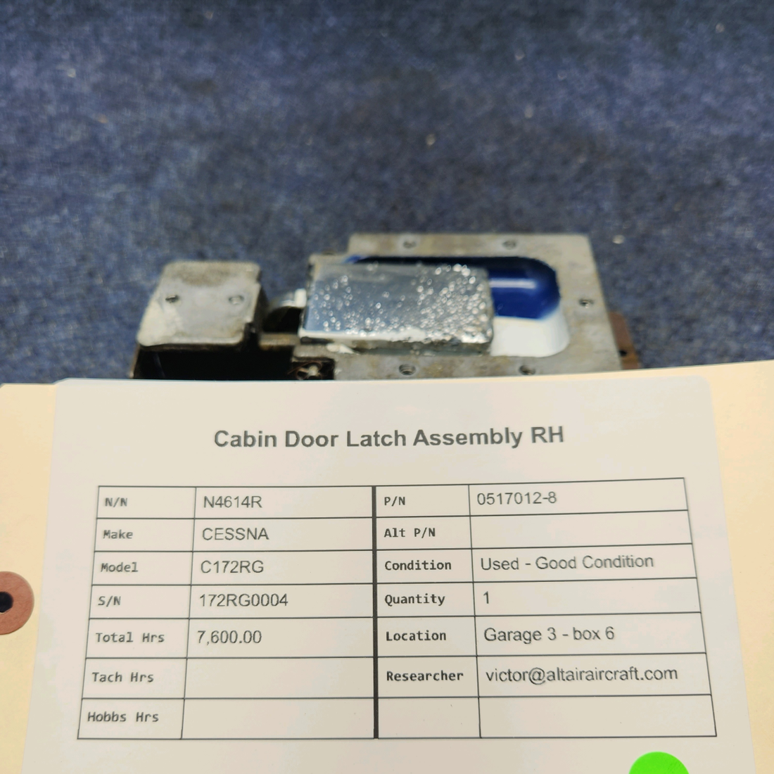 Used aircraft parts for sale, 0517012-8 CESSNA C172RG CABIN DOOR LATCH ASSEMBLY RH