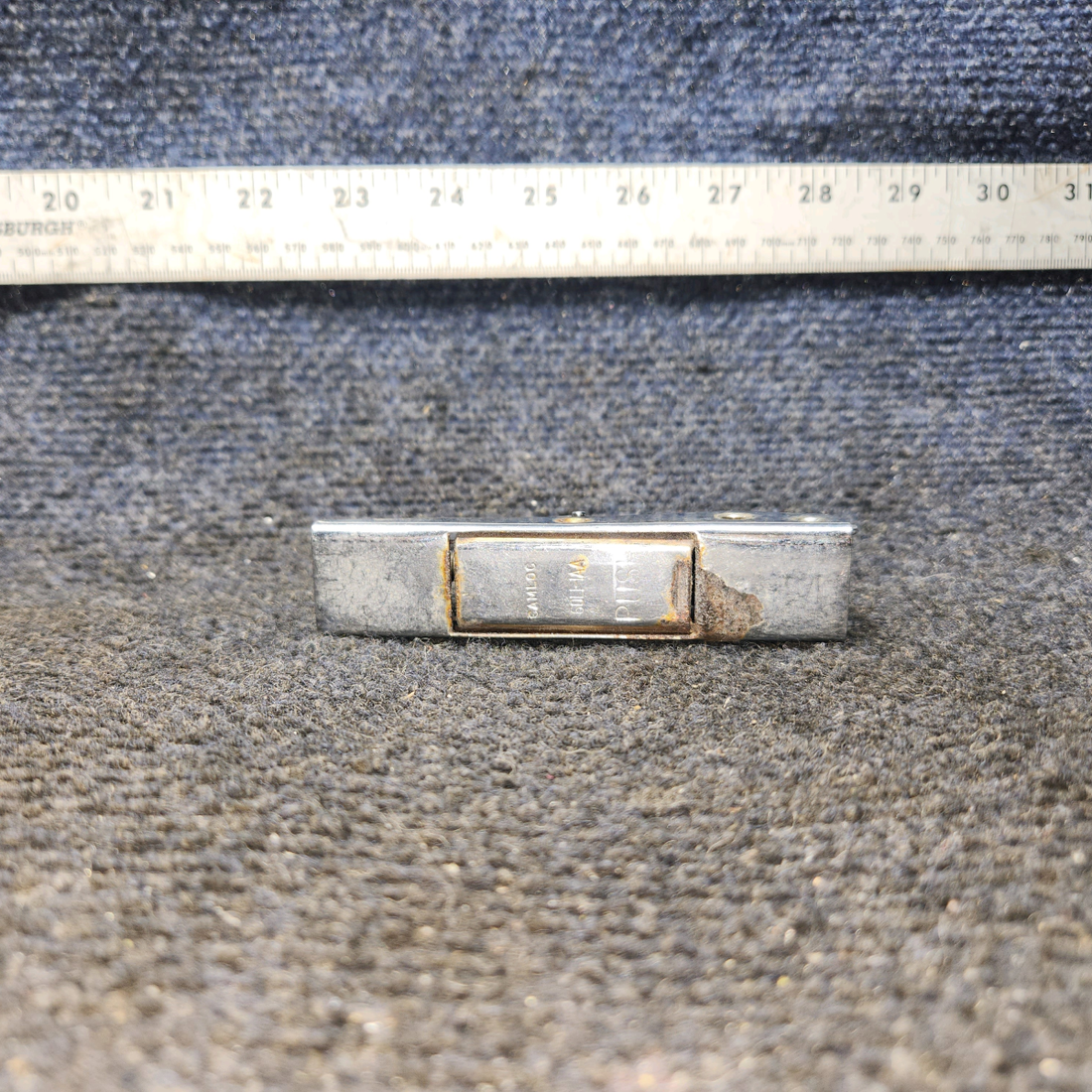 Used aircraft parts for sale, 60384013 Beechcraft 95-55B Nose Baggage Door Latch Assembly