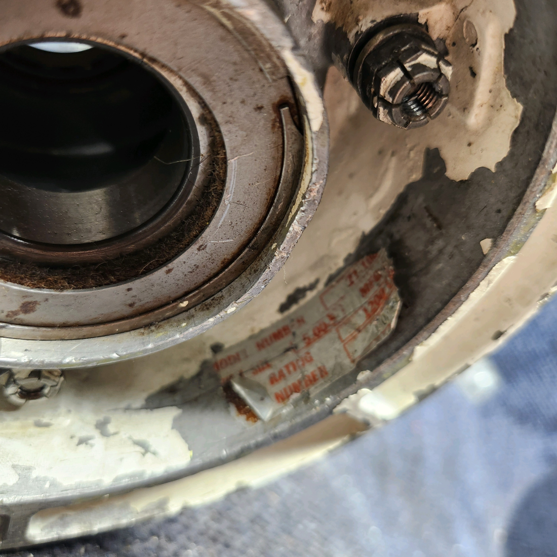 Used aircraft parts for sale, 40-308 Cleveland Beechcraft 35-33 Nose Wheel Assembly 5.00-5