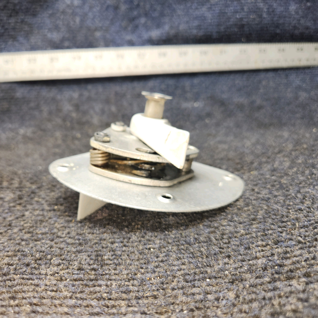 Used aircraft parts for sale, 96993-002 Piper PA32RT-300 Aft Cabin Door Auxiliary Latch Assembly