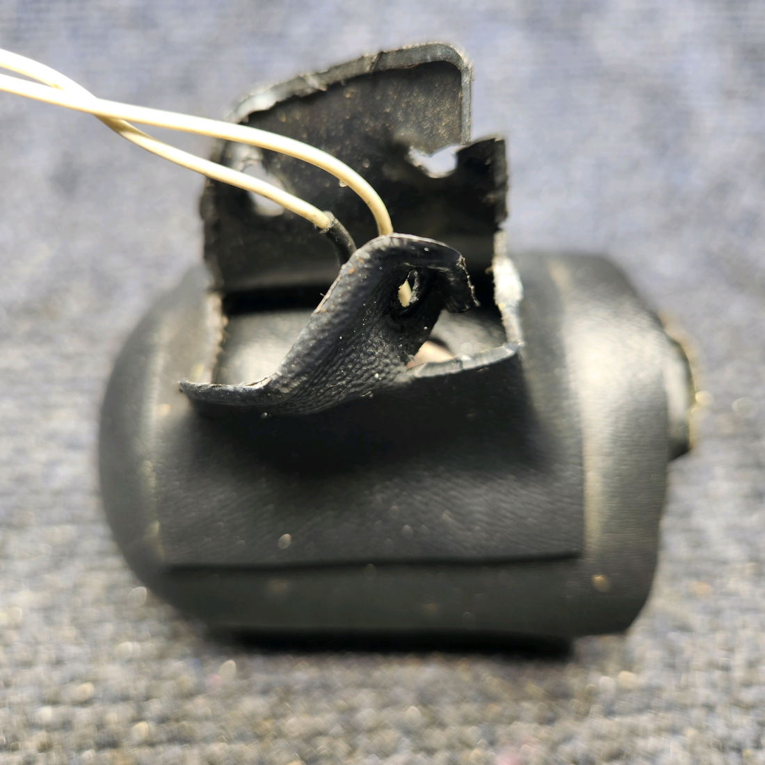 Used aircraft parts for sale, 67462-06 PIPER PA28-161 Warrior III COMPASS ASSY W/ HOUSING BLIGHTED -"NEED SOME FLUID".