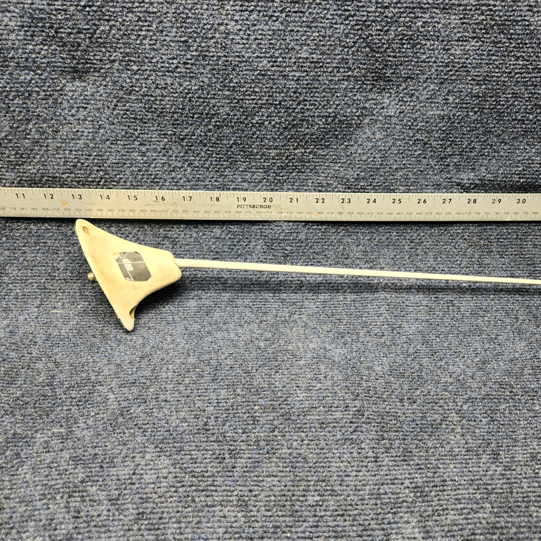 Used aircraft parts for sale, DMC63-1-A Piper PA32RT-300 DM VHF ANTENNA