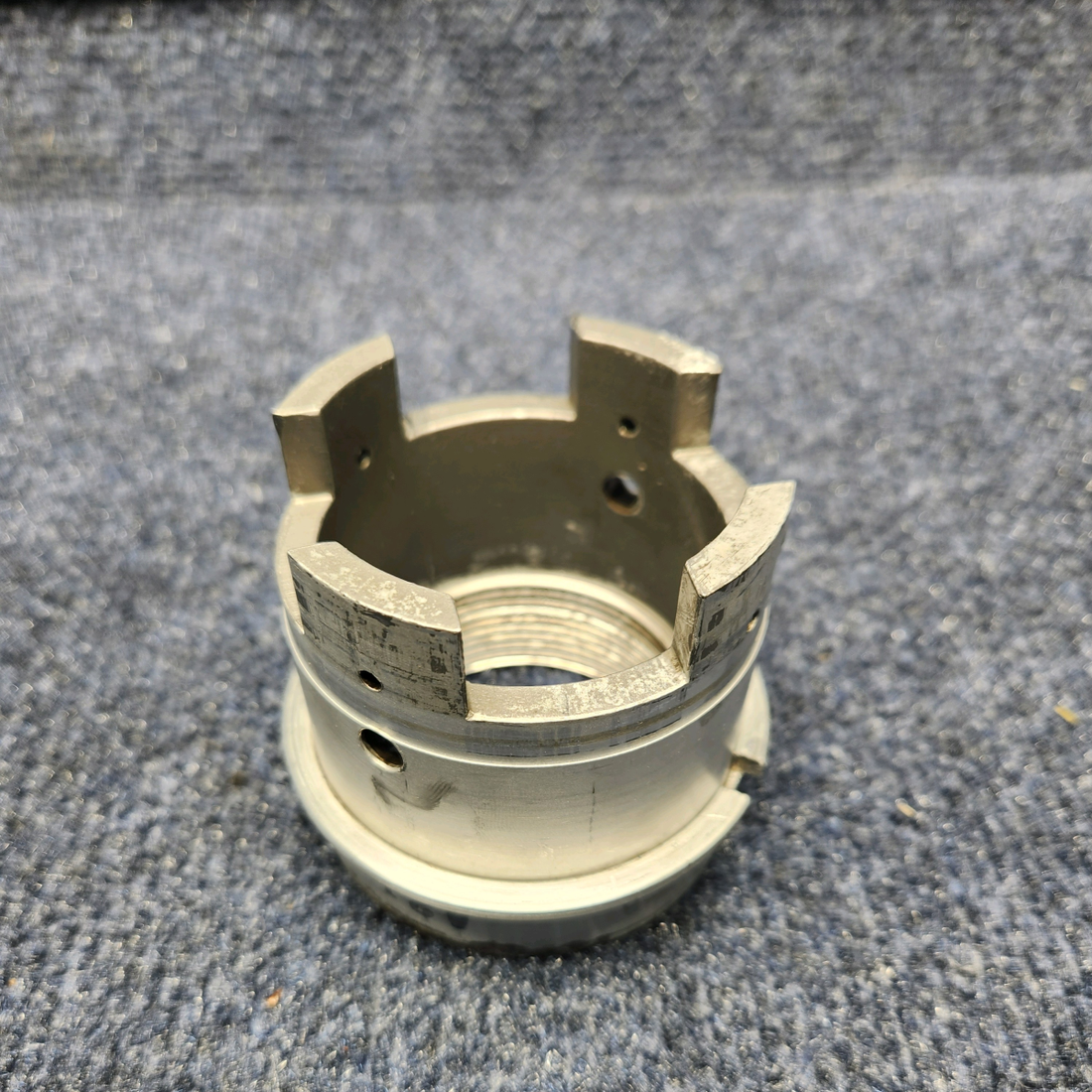 Used aircraft parts for sale, HC-A2V20-4A1 Hartzell BEECHCRAFT F35 HARTZELL TWO BLADE PROPELLER W/ ADAPTER KIT & LOGS (PROP STRUCK)