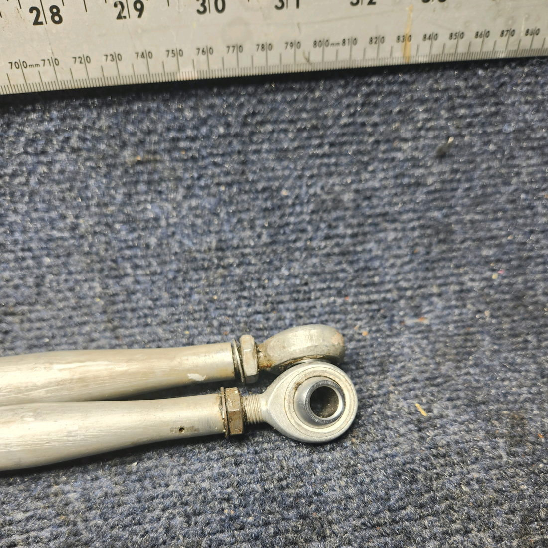 Used aircraft parts for sale, 95-524017-8 Beechcraft F33A ELEVATOR DIFFERENTIAL PUSH PULL TUBE PRICE PER EACH