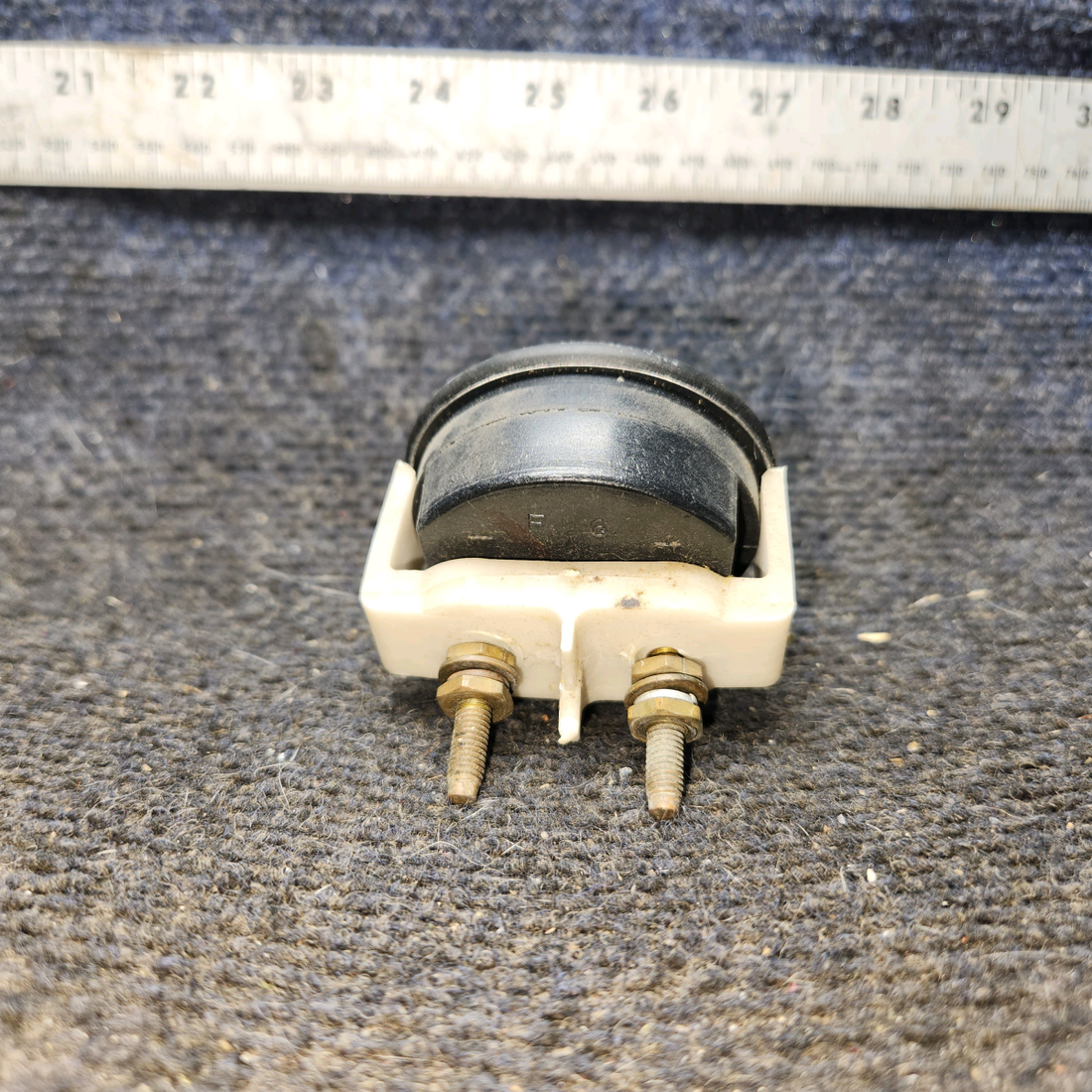 Used aircraft parts for sale, 2867768 cessna 172N Amperes Meter