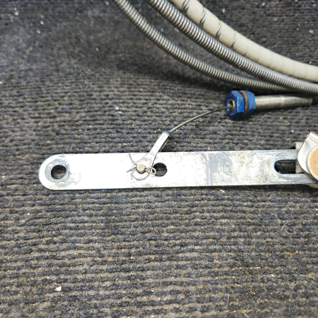 Used aircraft parts for sale, 9864054-1 cessna 172N Flap Position Control Cable – 147 in