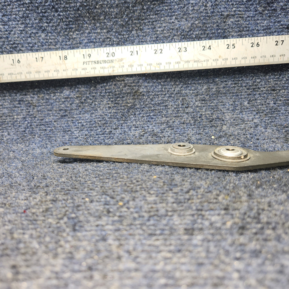 Used aircraft parts for sale, 2460016-1 Cessna 172RG Elevator Bellcrank FWD Assembly