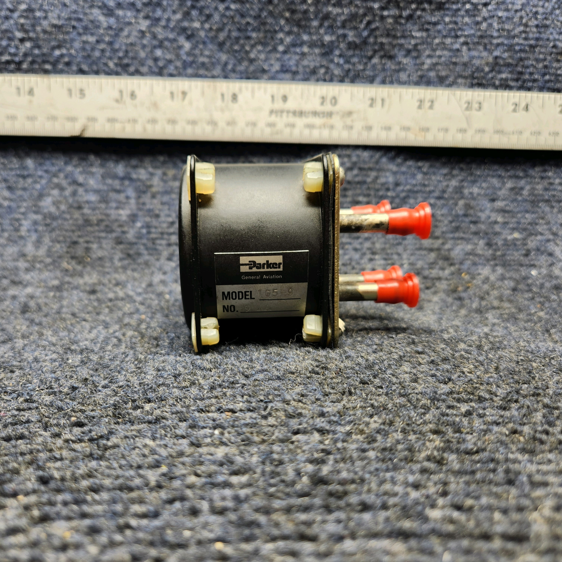 Used aircraft parts for sale, C668519-0101 Airborne 1G5-9 SUCTION GAUGE INDICATOR
