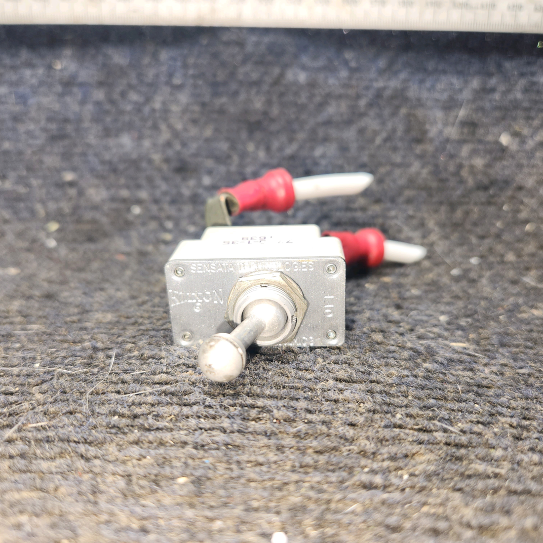 Used aircraft parts for sale, 7270-1-35 Klixon piper PA-28-181 Toggle Switch
