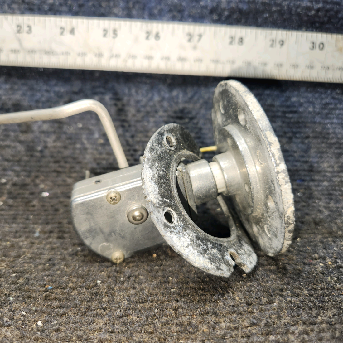 Used aircraft parts for sale, C668050-0501 Cessna 172RG Transmitter Fuel Level LH